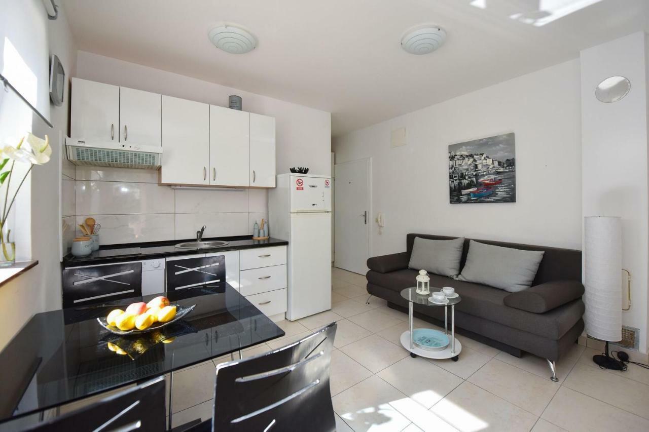 Vicy Apartment Novalja Luaran gambar
